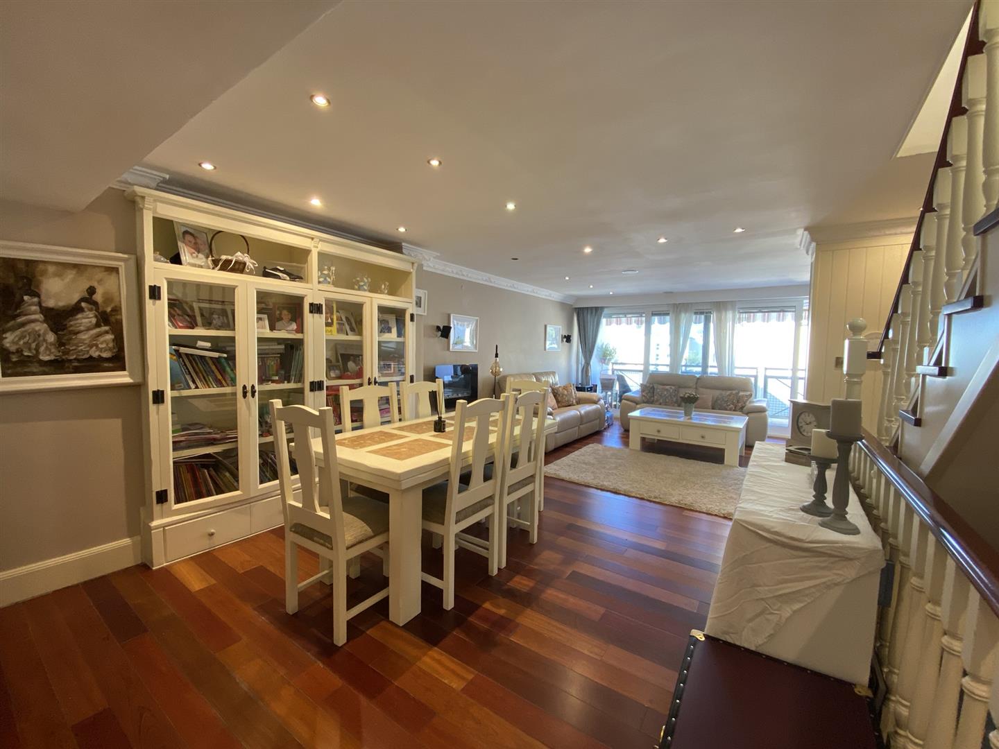 Image of House - 4 Bedrooms - 3 Bathrooms for Rental in South District-Gibraltar, Image 4